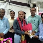 पिंपरी चिंचवड शहर पत्रकार संघातर्फे महापालिकेच्या पदोन्नती झालेल्या अधिकाऱ्यांचा सत्कार